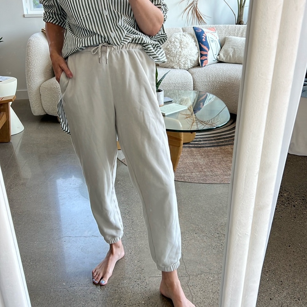 Vuori sweats